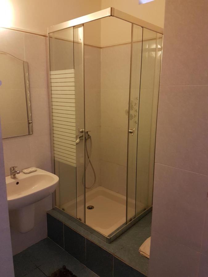 Hotel Ivato , Airport 塔那那利佛 外观 照片